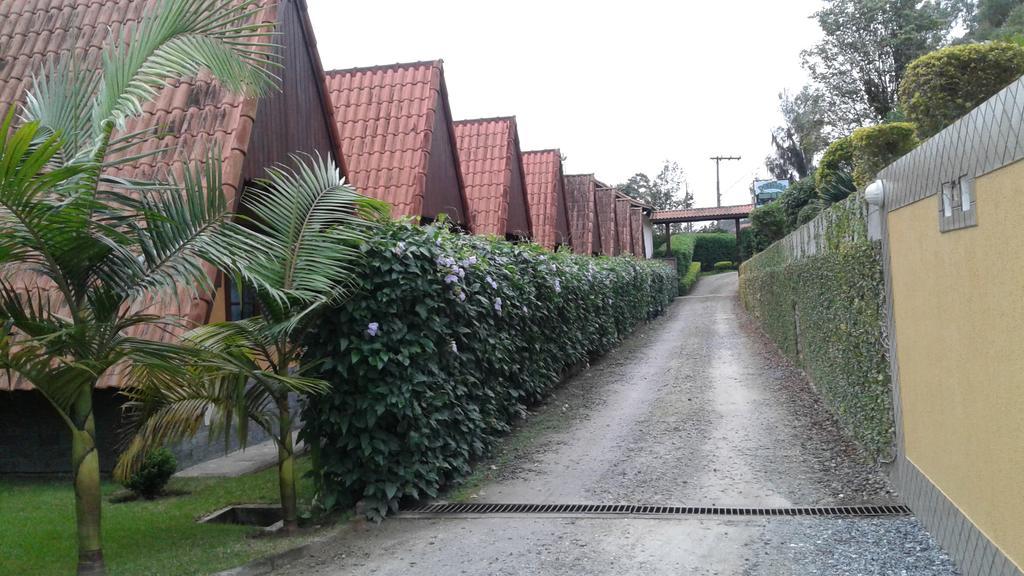 Pousada Recanto Das Flores Nova Friburgo Exterior photo